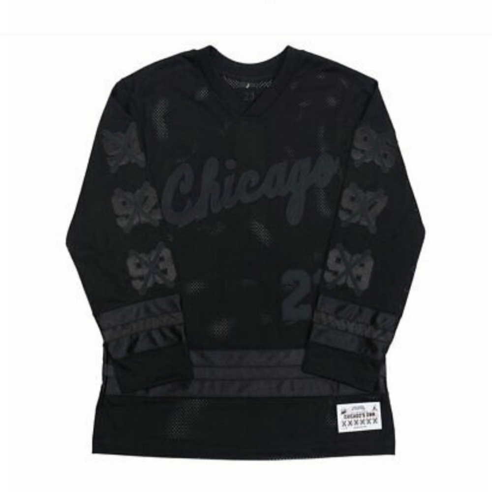 Nike Jordan 23 NWT Chicago Hockey Jersey. Size: Large. Color: Triple Black.